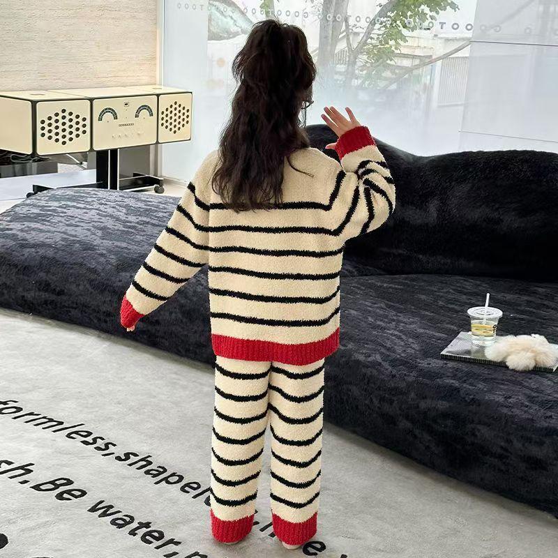 Girls' 2025 Winter Coral Fleece Pajama Set – Cozy Velvet Homewear for Middle and Big Kids