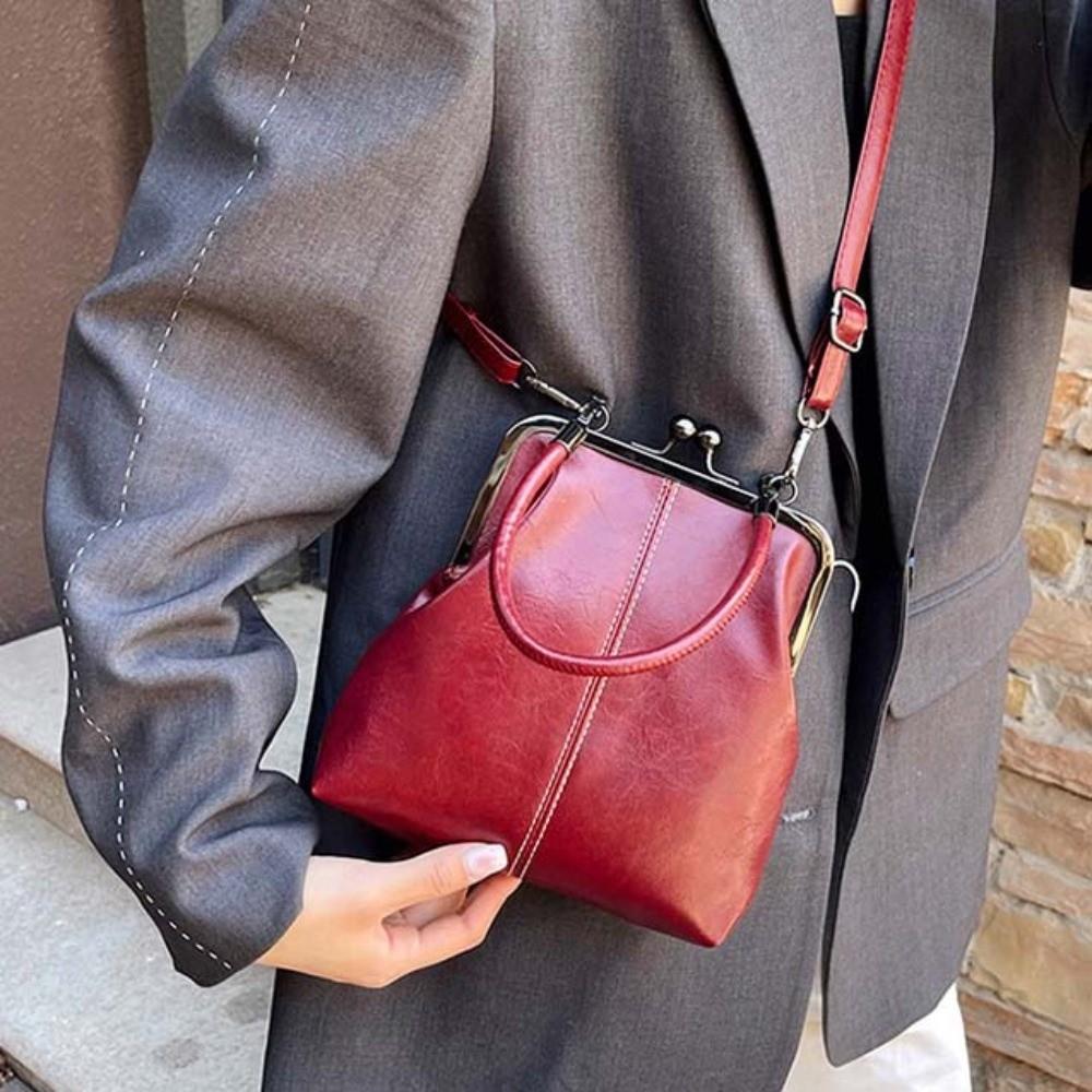 Elegant Kiss Lock Shoulder Bag Large Capacity Solid Color Chinese Style Crossbody Bag Anti-splash Water PU Leather