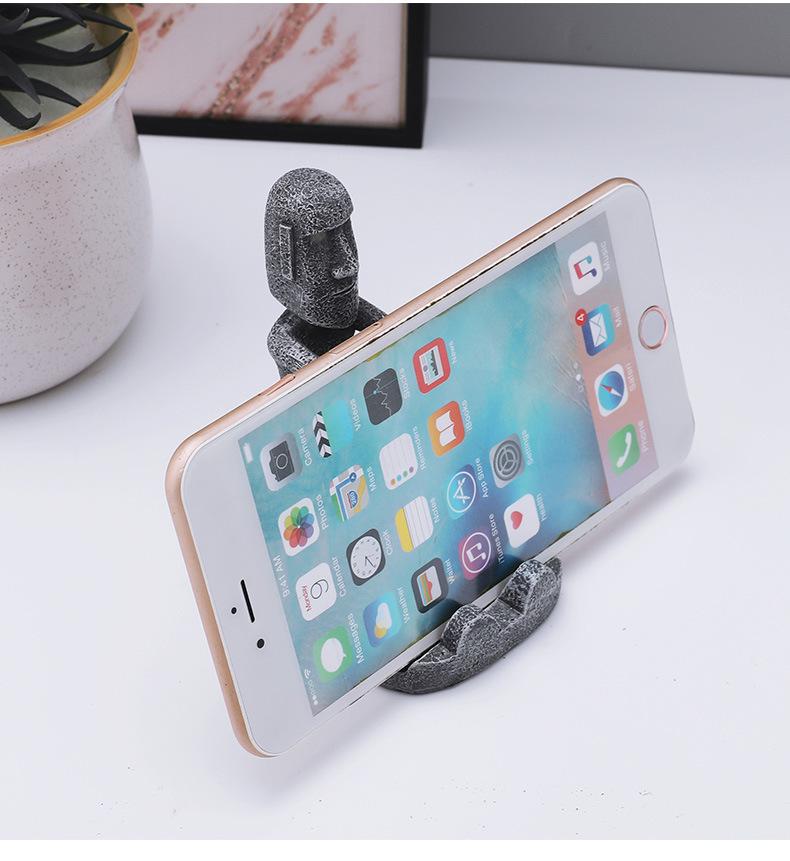 Desktop Mini Kung Fu Moai Phone Stand: Quirky Stone Statue for Office or Lazy Stand Use