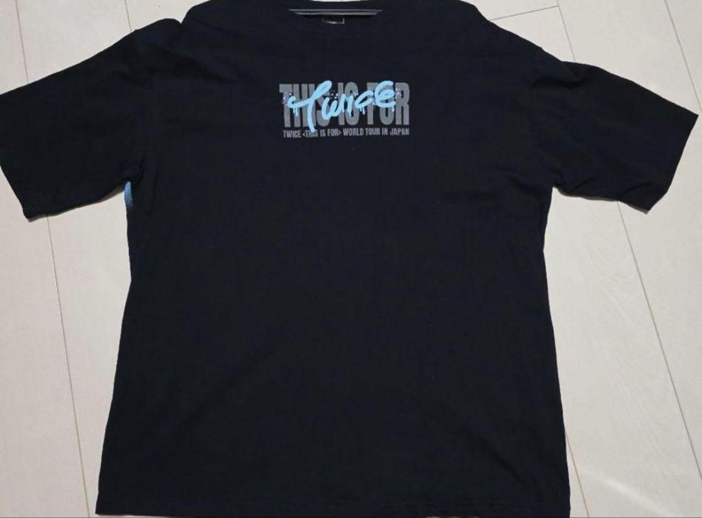 [USED] Twice t-shirt Nayeon