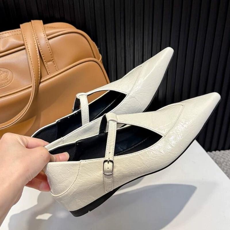 Fashion 2025 Spring Autumn -strap Leather Flat  Woman Pointed Toe Retro Cutout  Janes Sewing Flats Ladies Lolita  Plus Size