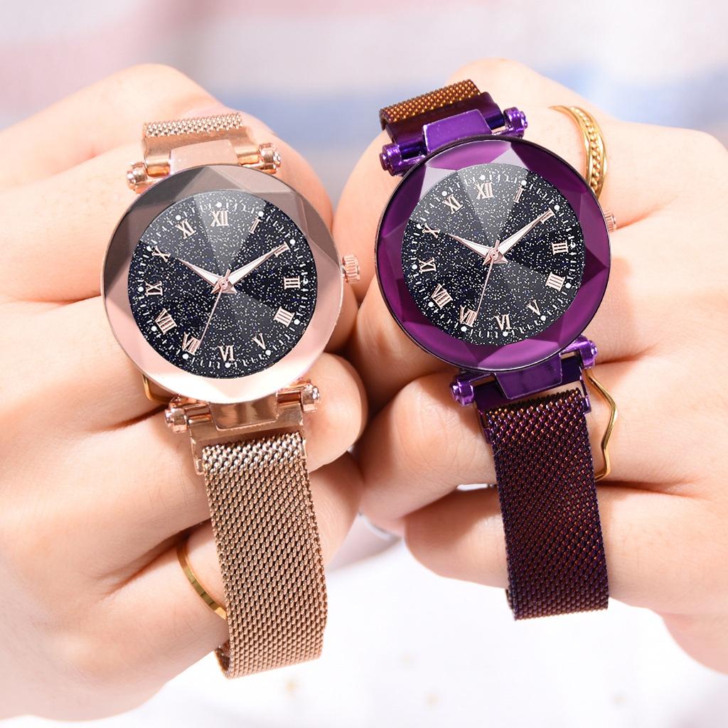 Women Sky Starry Luminous Watch Roman Numerals Quartz Watch Magnet Wristwatch