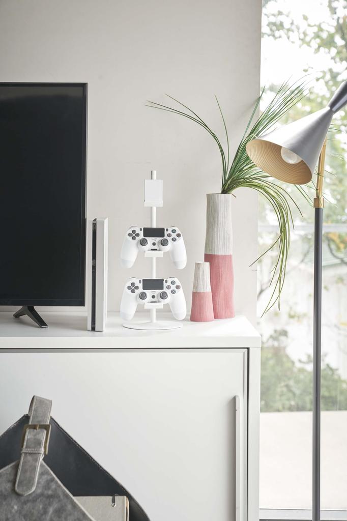 Yamazaki Game Controller Storage W17 X D17 X Charges While Controller 5088 Rack, White, Approx. H38.5cm, Smart, Placed, Case,