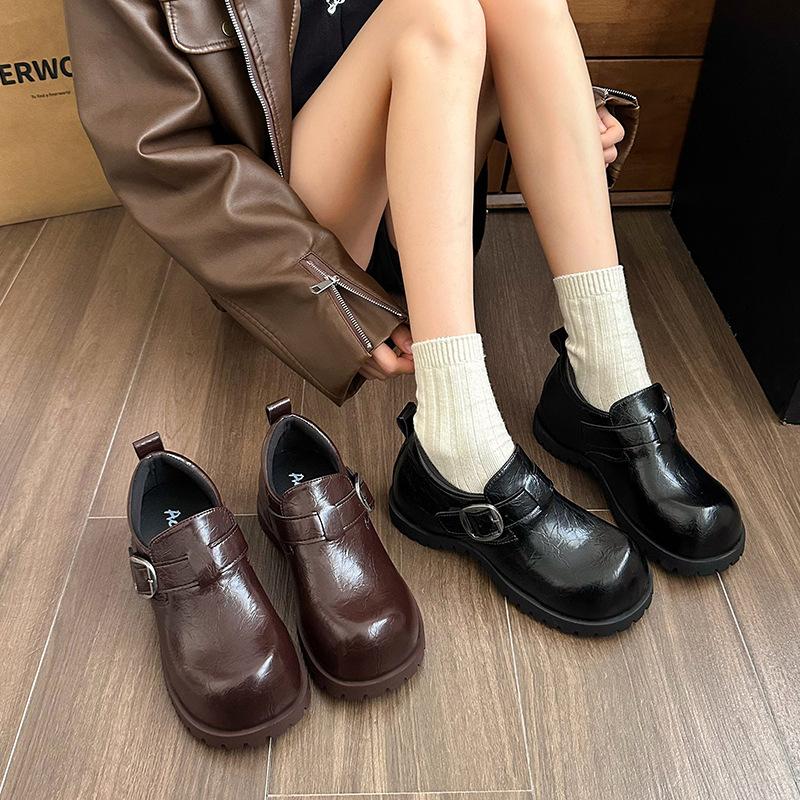 Frühlings-Derbyschuhe 2025 neue vielseitige Retro-Höhensteigerung kleine runde Kopf-Loafer britischer Stil kleine Lederschuhe Damen