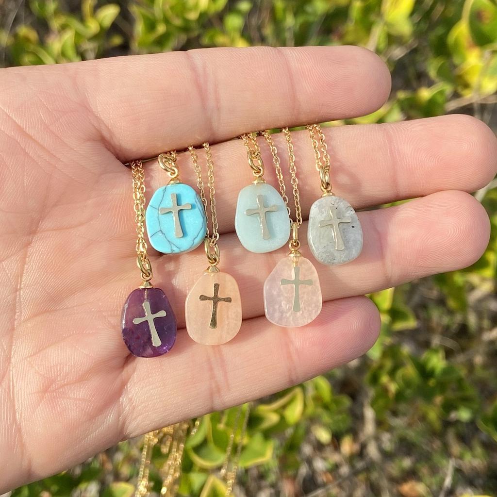 Healing Stone Labradorite Amethyst Crystal Quartz Pendant with Golden Cross Charms Necklaces Choker for Gifts