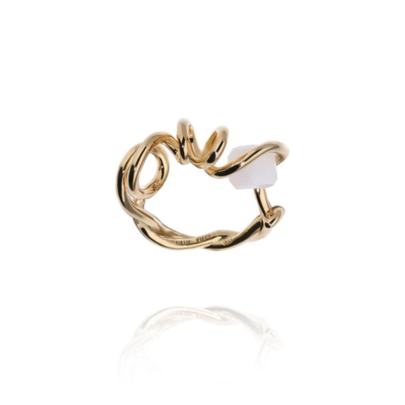 NEUF PIECE CLIMBING PLANT MOONSTONE RING