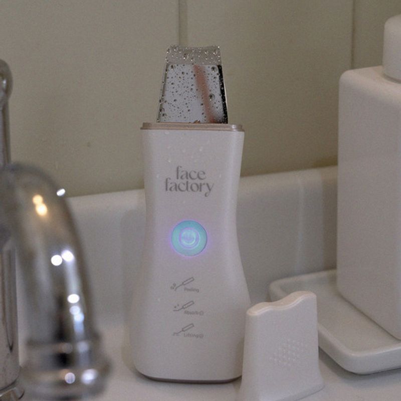 Ultrasonic Galvanic Aqua Water Peeling Machine