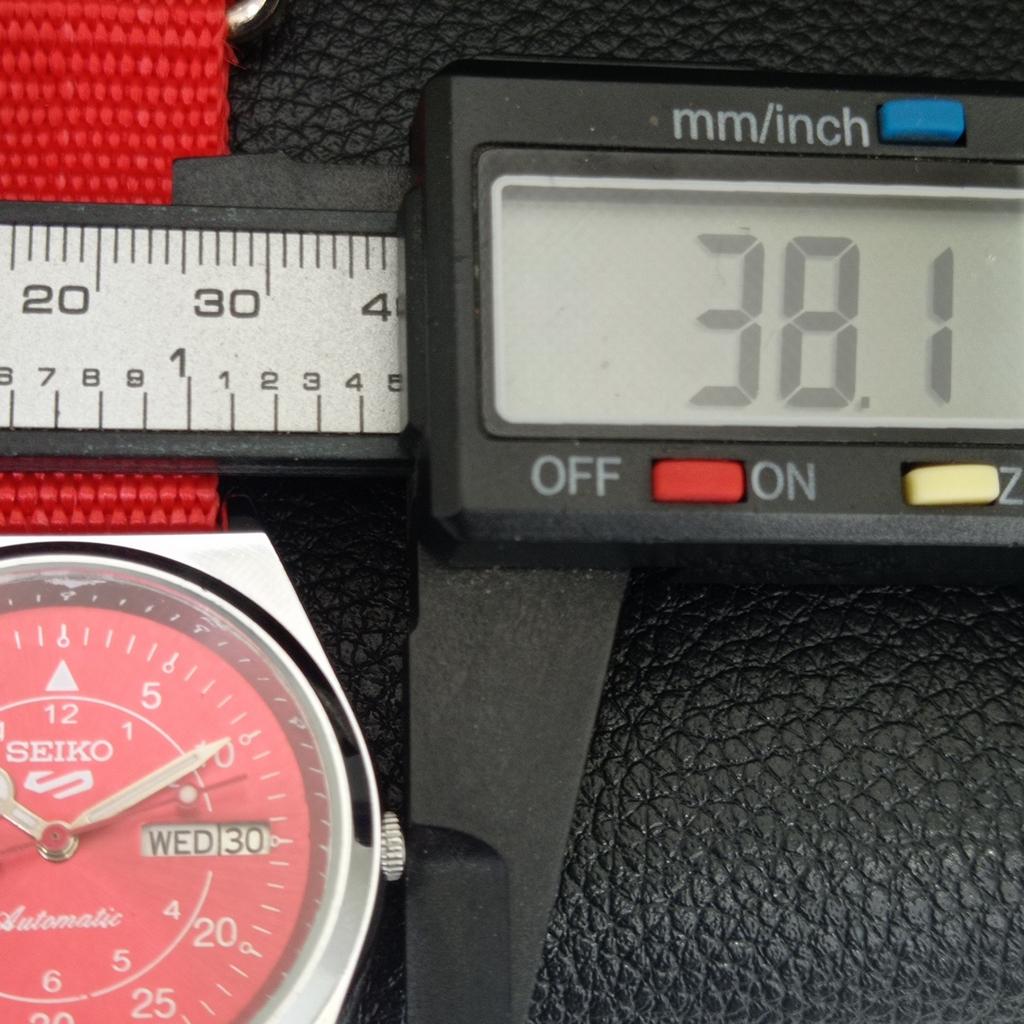 REFURBISHED SEIKO 5 AUTOMATIC 6309A VINTAGE JAPAN MENS RED DIAL WATCH a442242-1