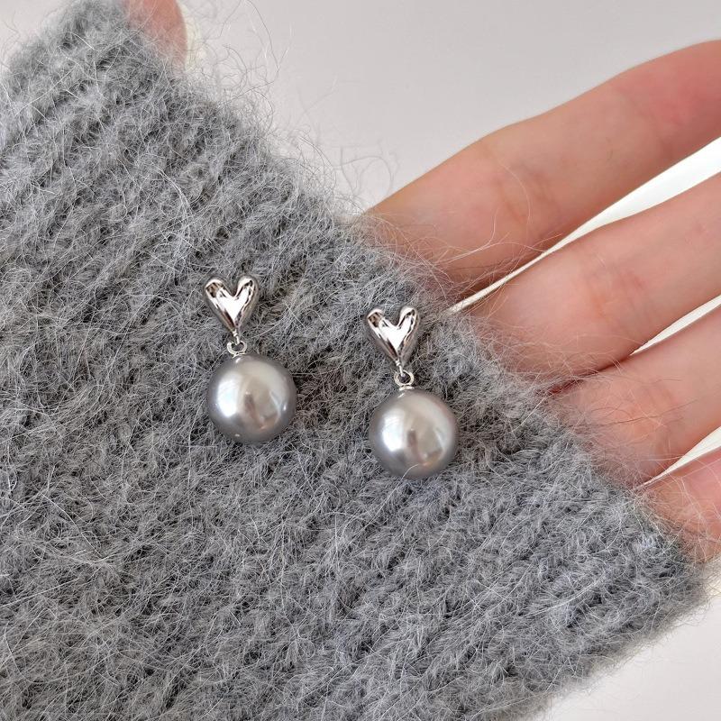 Love Pearl Earrings - Elegant Silver Pin - Versatile Ear Accessories