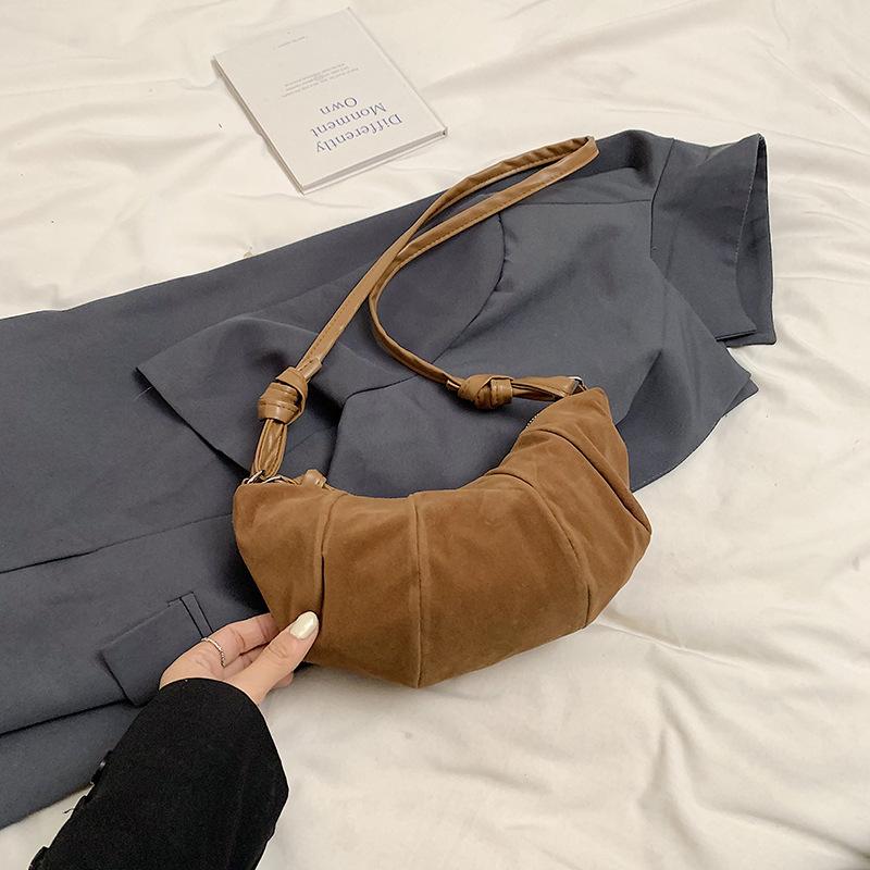 Autumn and winter high-end retro splicing matte small bag women's new croissant bag versatile messenger dumpling bag