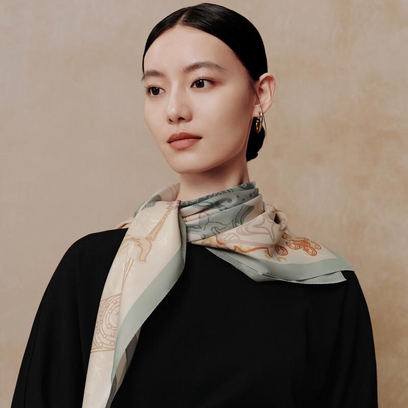 Wanshili Elegant Mulberry Silk Scarf