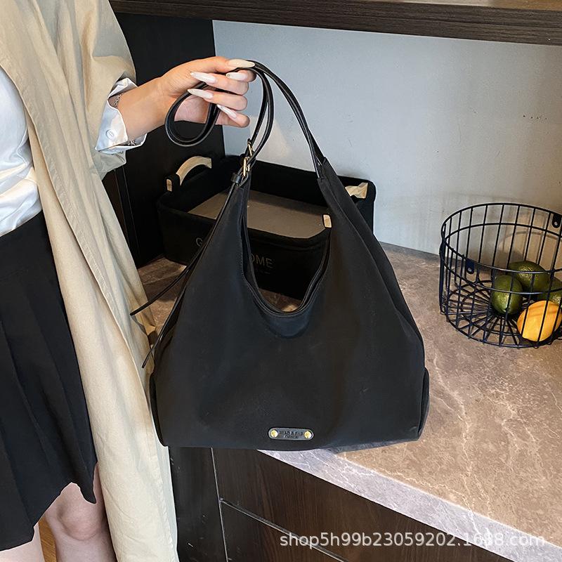 Casual Big Bag, High-end Tote Bag, Women's Large-capacity Lazy and Relaxed Simple Shoulder Armpit Bag