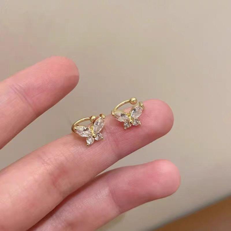 Fashion ear clips without ear piercings, advanced sense, cold wind design sense, personalized earrings, women's sweet and cool versatile butterfly