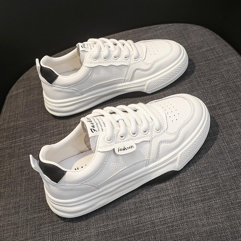 Korean version of women's shoes 2025 new spring and autumn thin flat bottom not tired feet white shoes sports shoes casual board shoes with skirts