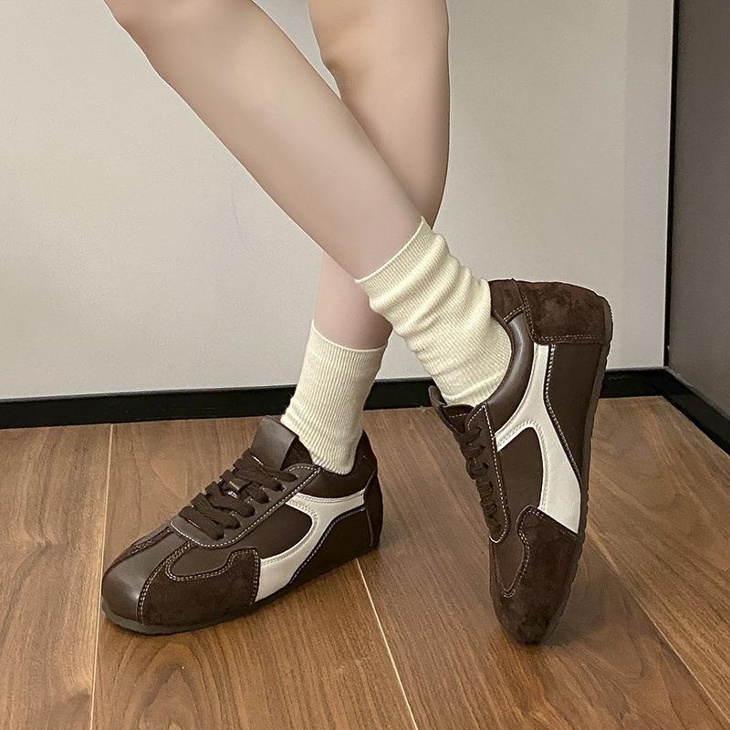 Niche Color Matching Inner Height Increase Moral Training Shoes Women's Shoes 2025 Autumn and Winter New Korean Casual Forrest Gump Shoes Boar