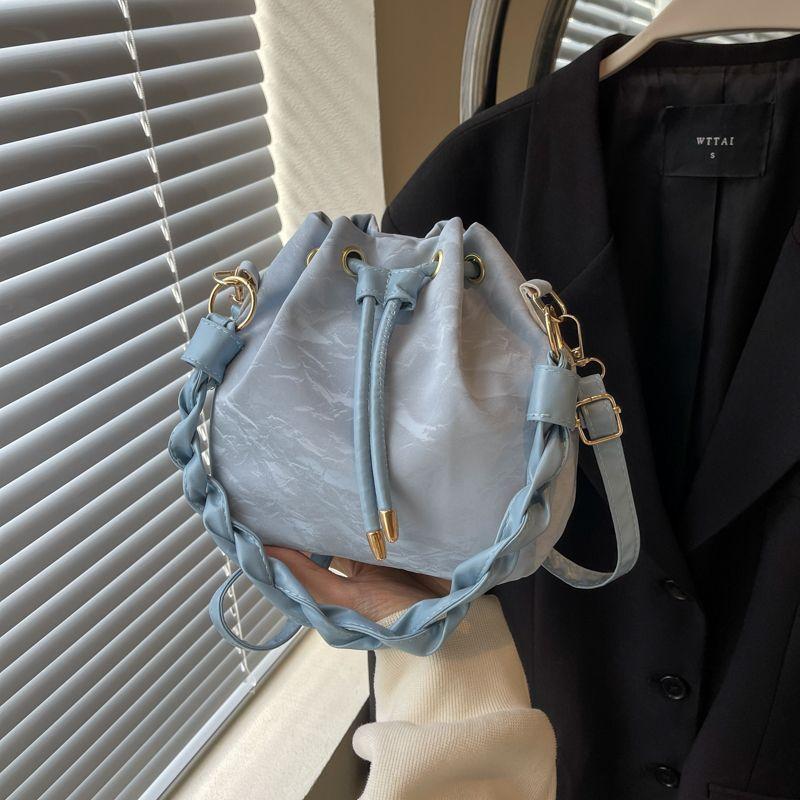 Bag Korean Versatile Bucket Bag Summer New Fashion Niche Shoulder Messenger Bag Women's Handbag