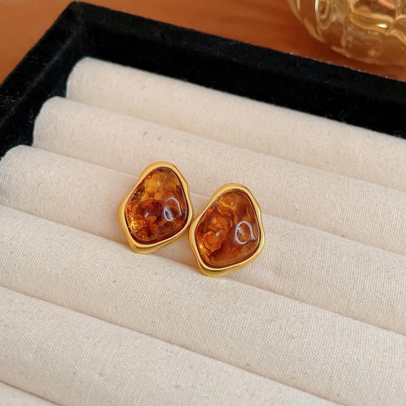Gold Plated U-Shaped Retro Resin Ear Cuffs - Melaude Versatile Earrings for Women - Autumn/Winter Fashion Accessory