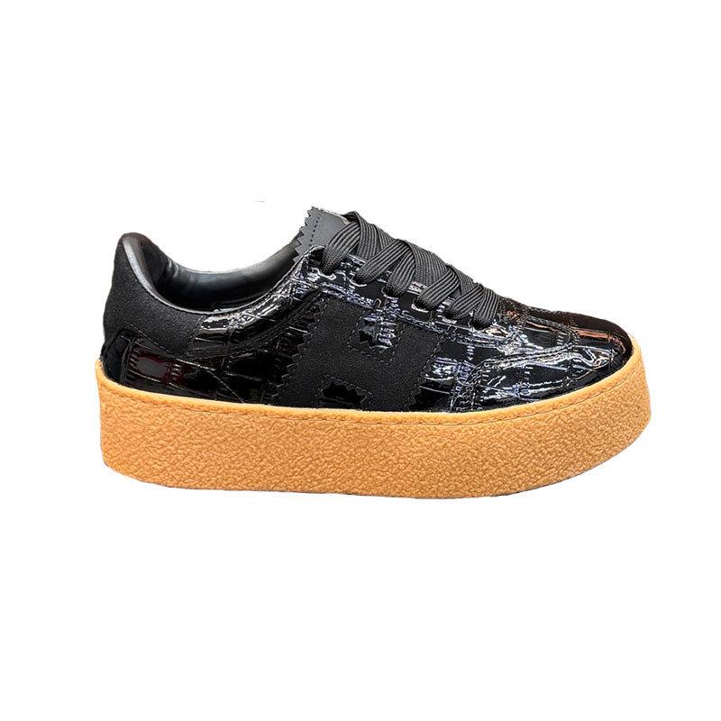 

German-Style Thick-Soled Women s Shoes, 2025 Spring Arrival: Genuine Leather, Retro Color-Block, Height-Boosting, Lace-Up Casuals. 37