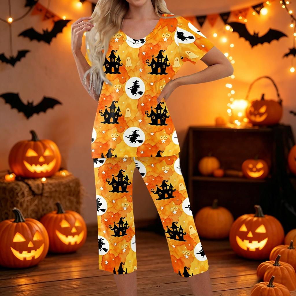 Women Two Piece Halloween Print Outfit Short Sleeve Top and Cropped Pants Casual Sportswear Set for Daily Wear