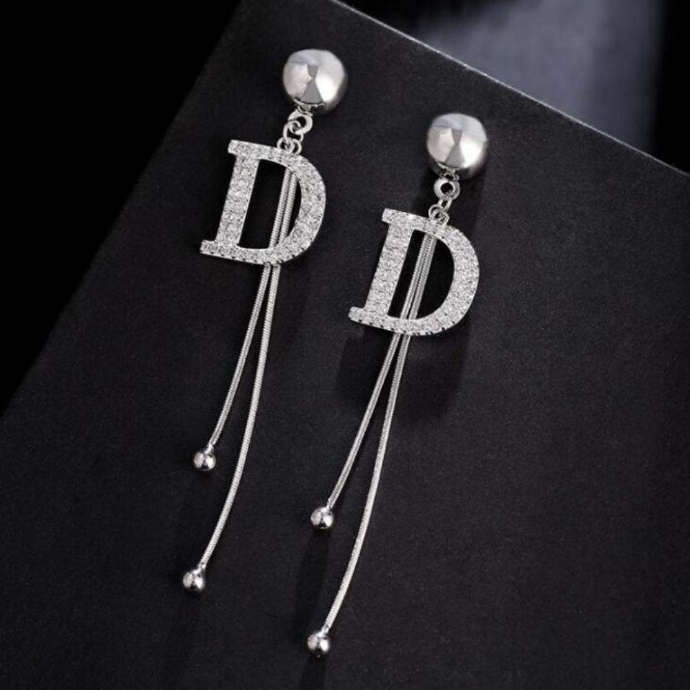 Exquisite Luxury Gold Color Letter D Long Drop Dangle Earrings for Women Charm Fashion Zircon Korea Earring Bride Jewelry Gift