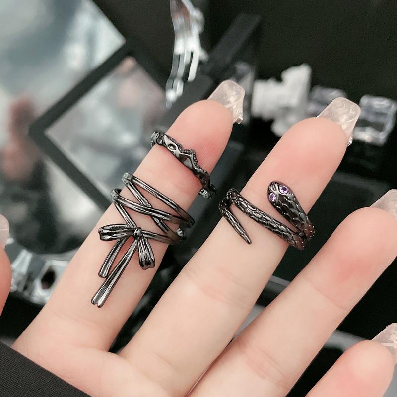 Retro Ballet Ribbon Bowknot Snake Ring Set For Women Copper Punk Gothic Open Ring Designer  Creative Fashion Accessories