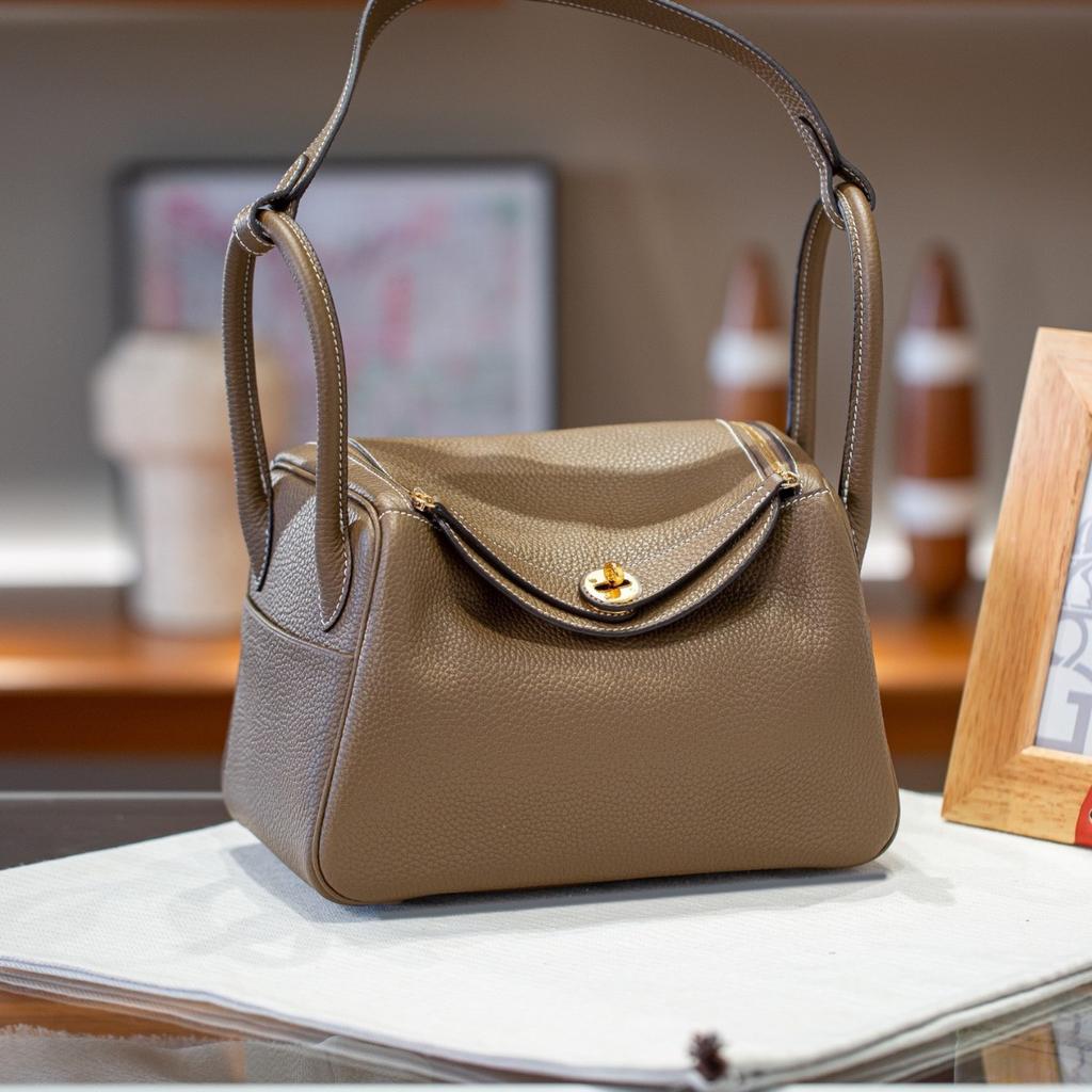 26TC New Style Leather Strap Shoulder Bag Top Handle Single Compartment Crossbody Large Capacity Womens Bag