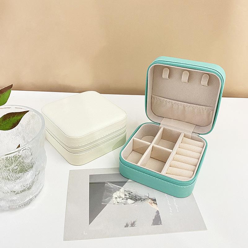 Küpe ve Saplama için Fermuarlı Taşınabilir PU Seyahat Takı Saklama Kutusu