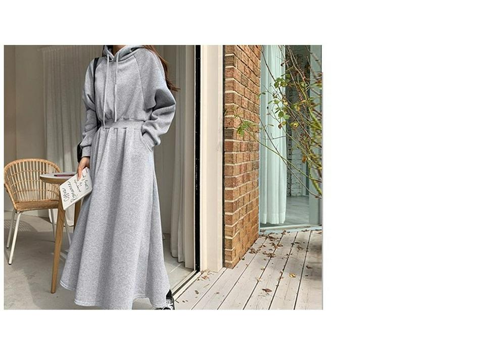 Korean Style Plus Size Hooded Sweatshirt Dress - Solid Color, Slimming Waist, Autumn/Winter Wear for Women