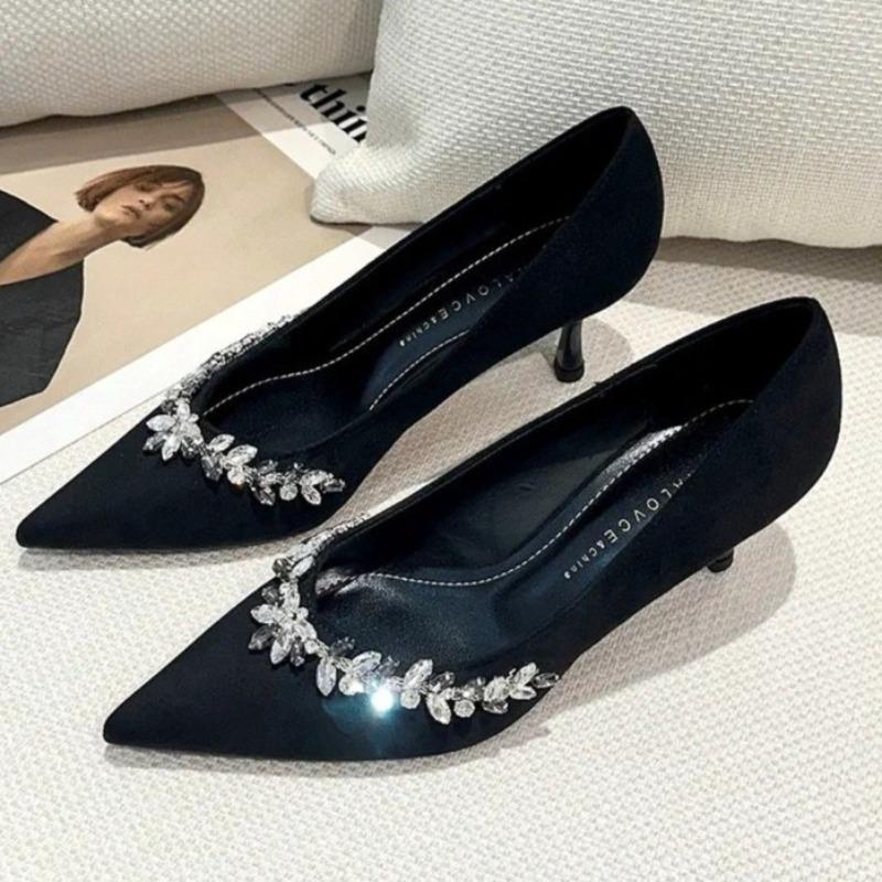 

Мода Женская Мода Туфли на Тонком Каблуке Осень Новые Заостренный Носок Неглубокий Вырез Замша Кристалл Противоскользящие Износостойкие Высокие Каблуки 40 чёрный