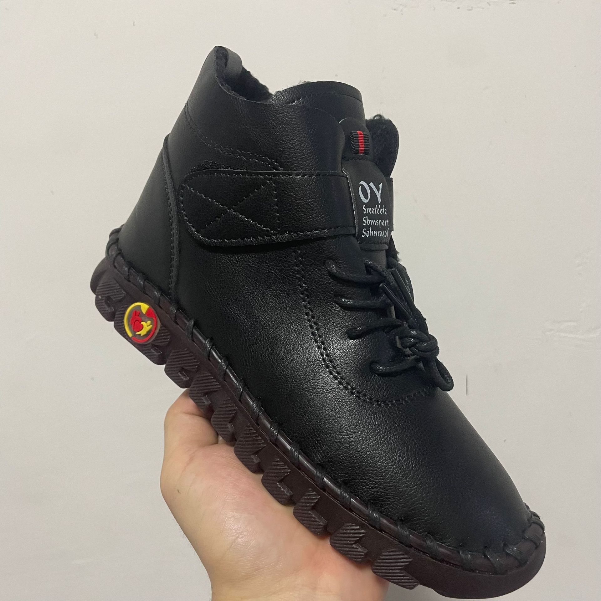 

Жіночі високі бавовняні туфлі великих розмірів, повсякденні черевики з м’якою плоскою липучкою та флісом із поліуретанового хутра 35-43 37 чорний