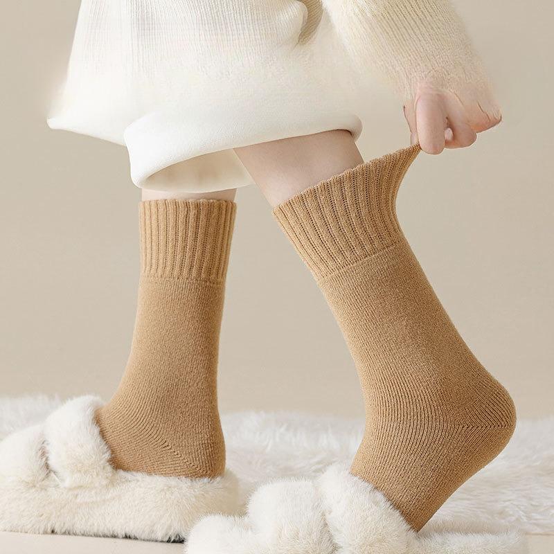 Cashmere Long Thick Socks for Women To Keep Warm and Protect Against The Cold In Winter. They Are Thick and Fluffy, Loose Sleeping Socks