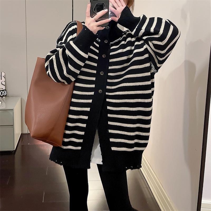 

Spring and Autumn New Loose Simple Casual Knitted Cardigan Top Women s Striped Fashion Stand-Up Sweater Jacket one size fits all чорний