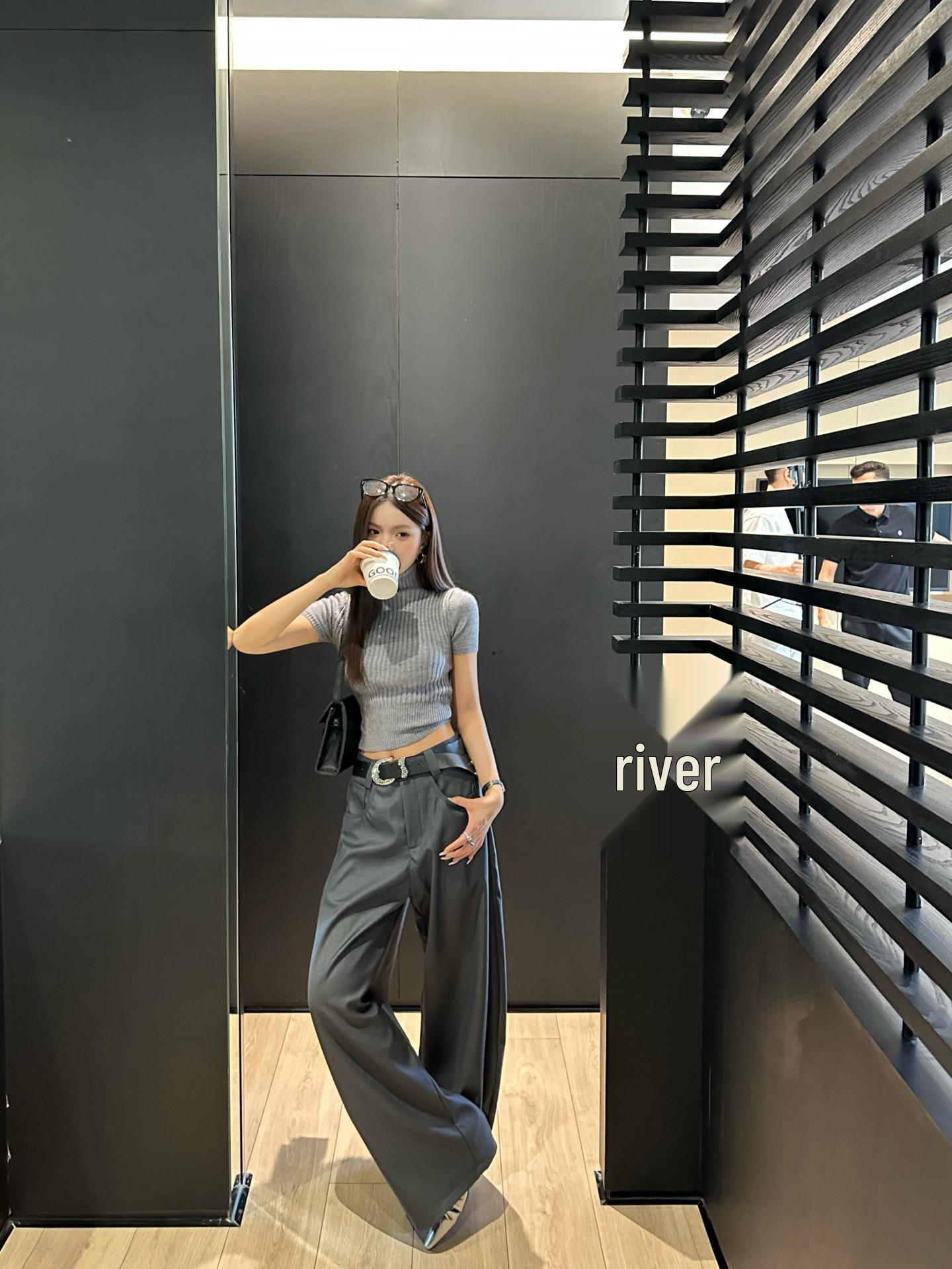 Lu Sheng Unisex High-End Retro Black Curved Leg Trousers - Loose Fit, Versatile Suit Pants Medium