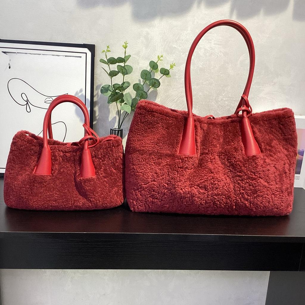 Large Capacity Simple Winter Women's Bag 2025 New Trendy Fashion Handbag One-shoulder Wool Foreign Style Tote Bag