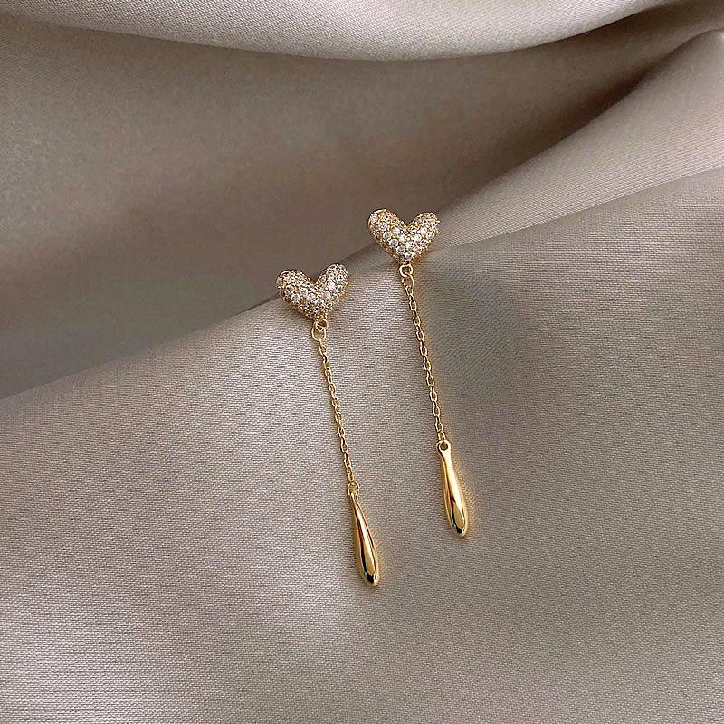 

Light Extravagant Love Heart Best Selling Fancy Female Tassel Earrings Heart gold tassel
