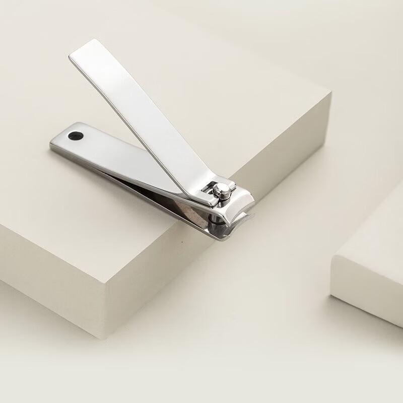 Zhang Xiao Quan Platinum Manicure Set