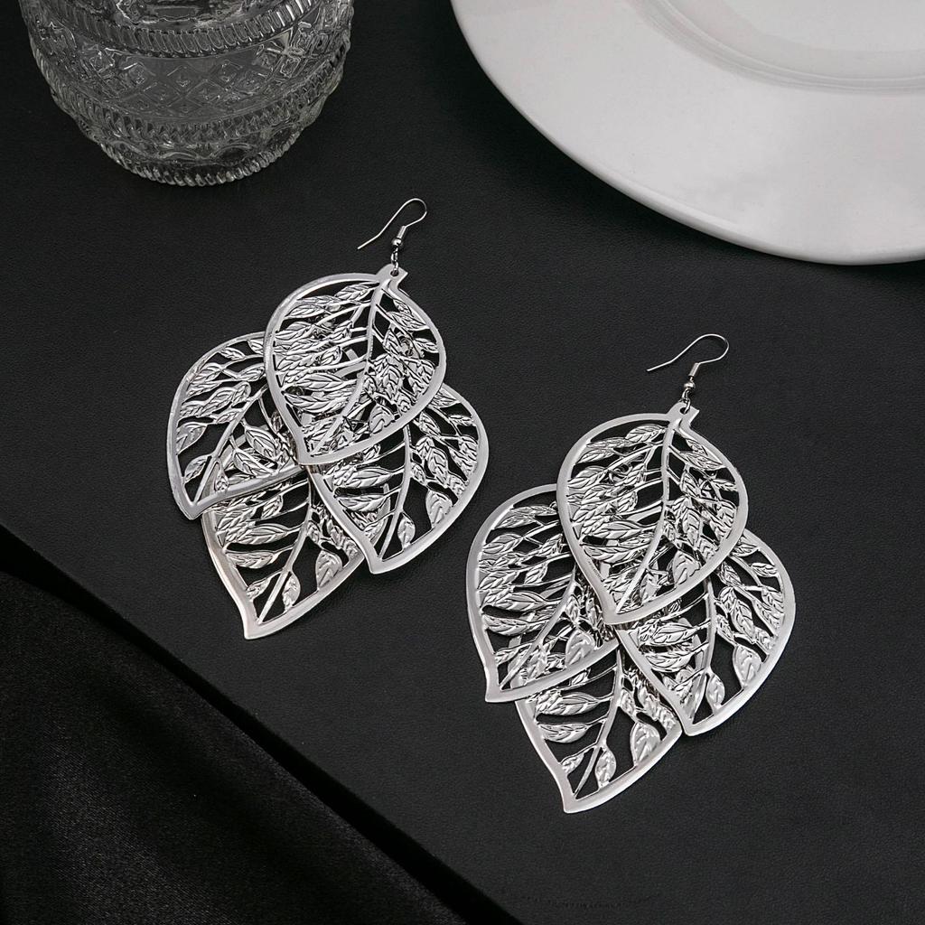 Simple Leaf Hollow Earrings, Exaggerated And Creative Multi-Layer Five-Pointed Star Long Fringed Earrings
