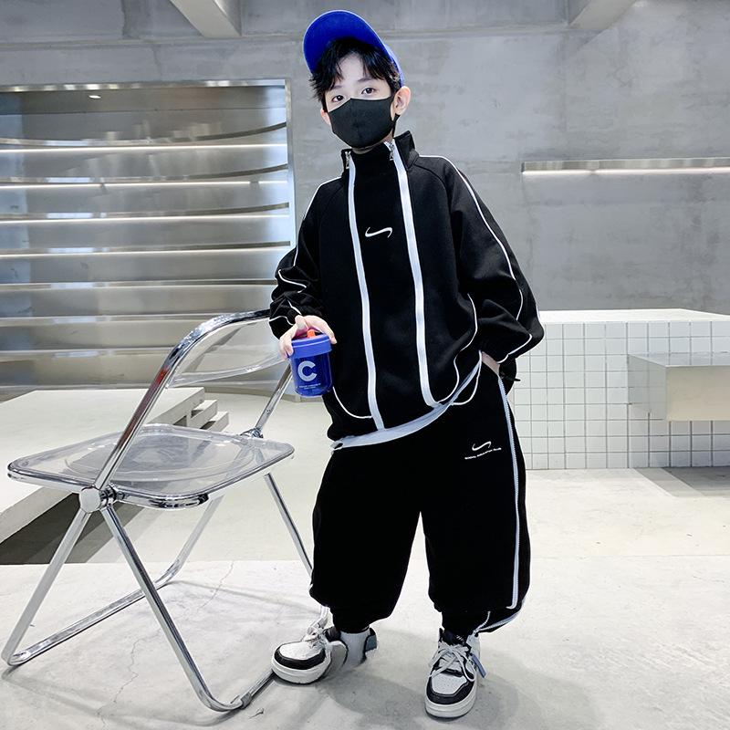 Children's Handsome Set 2025 Spring and Autumn Boys Fashion Hoodie Sportswear Set