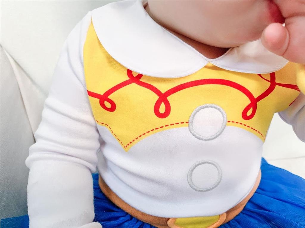 Dressy Daisy Cowgirl Romper for Toddler Cosplay with Perfect for and Ages White Jessie-inspired Girls, Headband, Halloween, Birthdays, Parties, 6-9