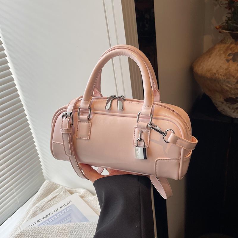 Summer fashion hand carry small square bag women 2025 new Korean version fashion casual shoulder bag high-end messenger bag