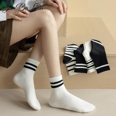 5 Paar Damen Herbst- und Winter Sport Baumwolle Gestreift Reine Baumwolle Schweißabsorbierend Desodorierend Socken