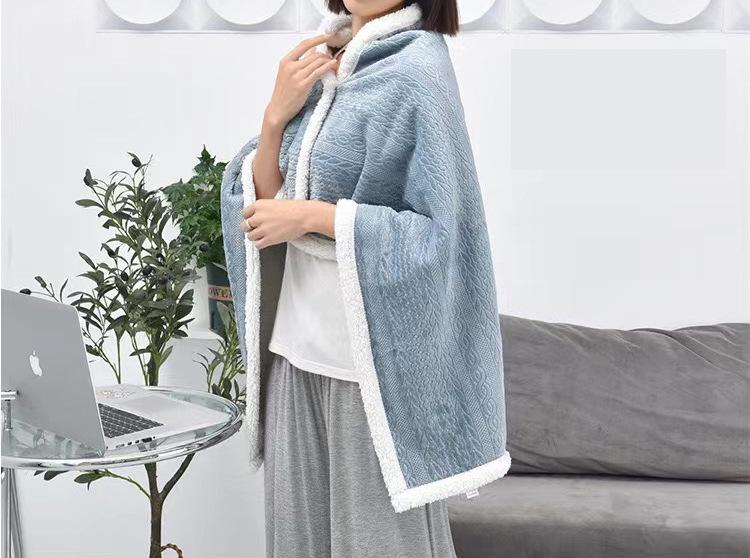 Flannel Embossed Shawl Blanket: Light Luxury, No Pilling, No Fading, Machine Washable, Ideal for Naps & Air Conditioned Spaces.