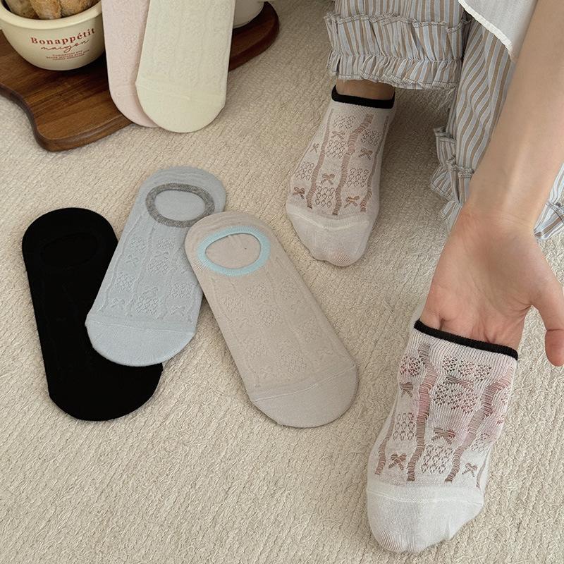 Summer Thin Socks, Women's Perforated Bow Bow Breathable Boat Socks, Silicone Anti-slip Color-blocked Light-cut Invisible Socks