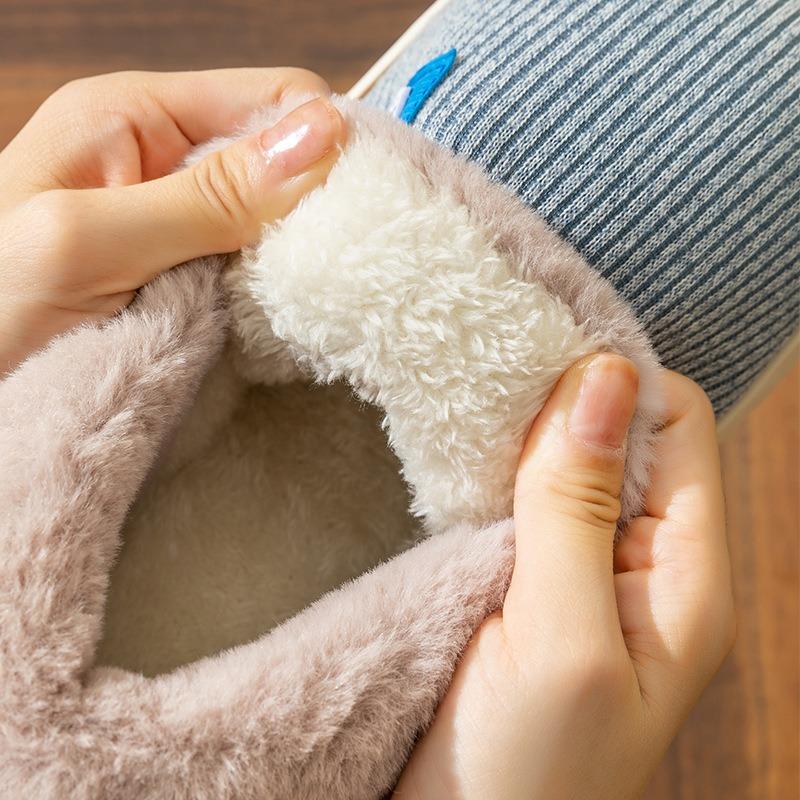 Winter Paar Tasche mit Baumwollpantoffeln für den Innenbereich zu Hause Rutschfest Abriebfest Warm und mit dicker Sohle