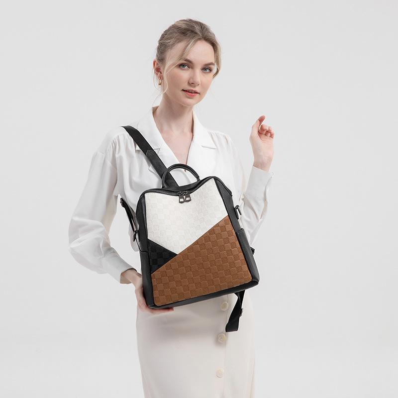 Women's Backpack 2024 New Fashion Trend Large Capacity Checkered Soft Leather Travel Bag School Bag for Girls College Students