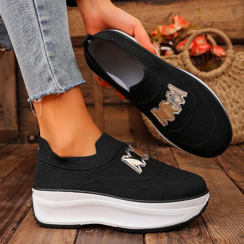 Large size spring and autumn new thick-soled flying-woven casual shoes women's fashion versatile casual shoes