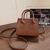 Fashionable Women's Handbag, Simple Mini Crossbody Bag, Minimalist Style Handbag, Shoulder, and Handbag for Commute, Leisure, and Travel