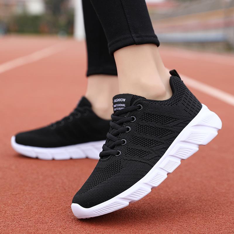 Flat heel non-slip mesh breathable sneakers women s casual lightweight mom shoes 35