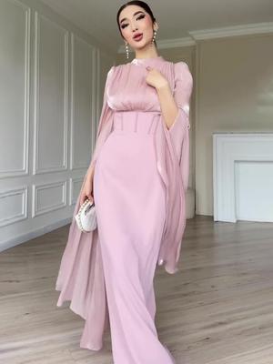Elegante zijden jurk met lange mouwen voor de lente van 2025