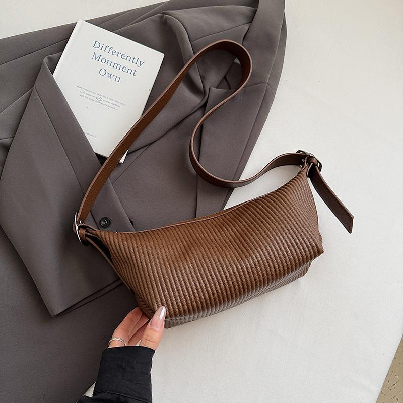 Retro Portable Small Bag Women's New Spring Fashion Small Square Bag High-end Texture Niche Casual Shoulder Bag